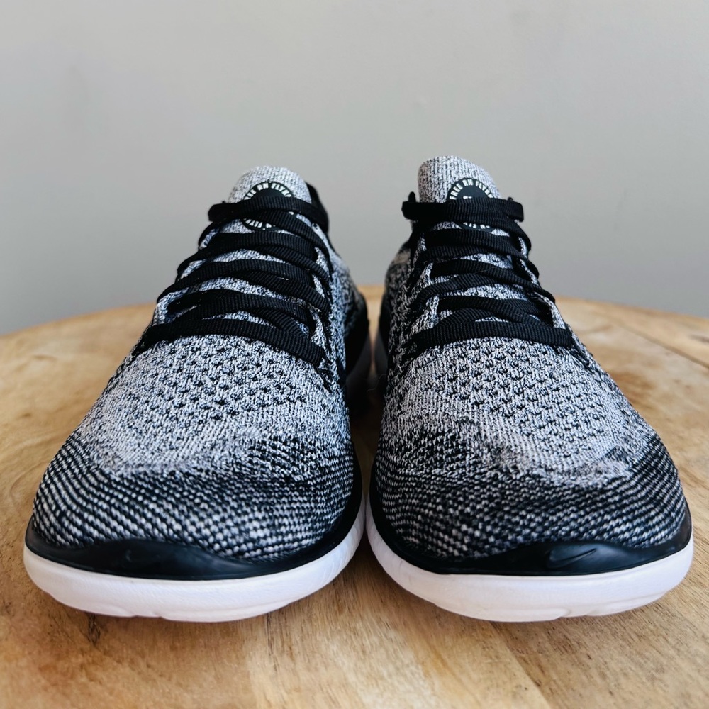Nike Free RN Flyknit Running Shoes Black White Stretchy Lace Up Sneakers Sz 8 - Picture 7 of 12